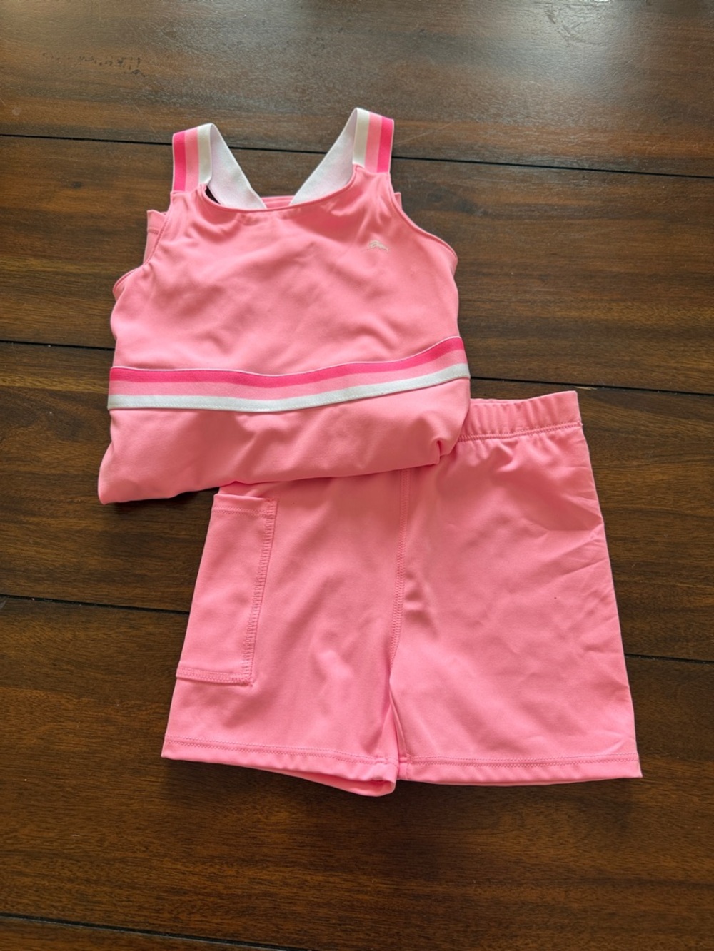 Tommy Bahama Active Youth Tank Top in Bright‎ Pink